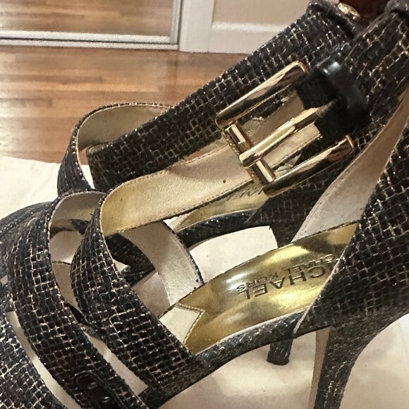 Michael Kors Evie Platform Heels - Gold Buckle - Picture 1 of 8